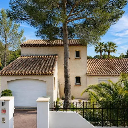 וילה Charmante Avec Piscine Et Grand Jardin *